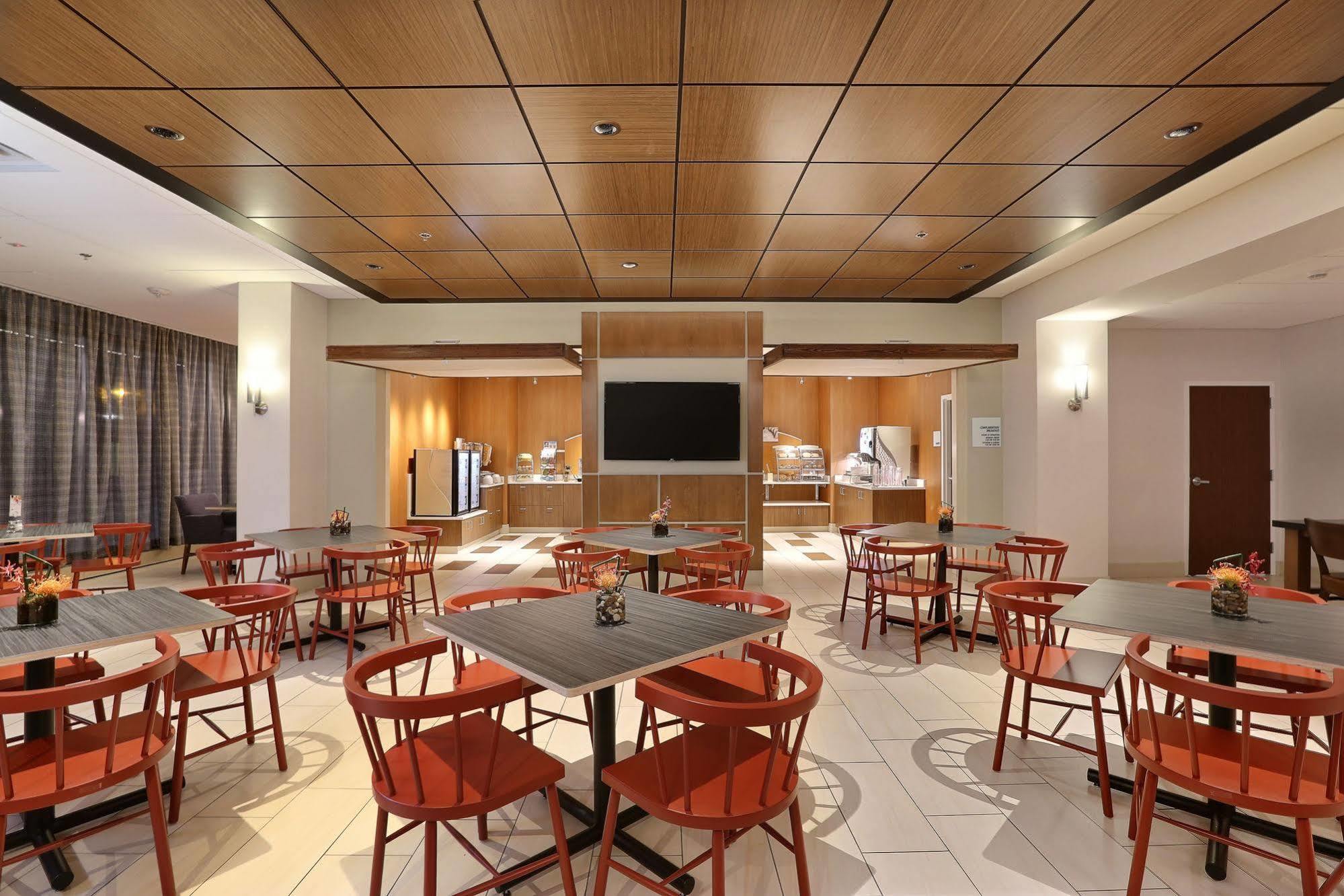 Holiday Inn Express Denver Downtown By Ihg Εξωτερικό φωτογραφία